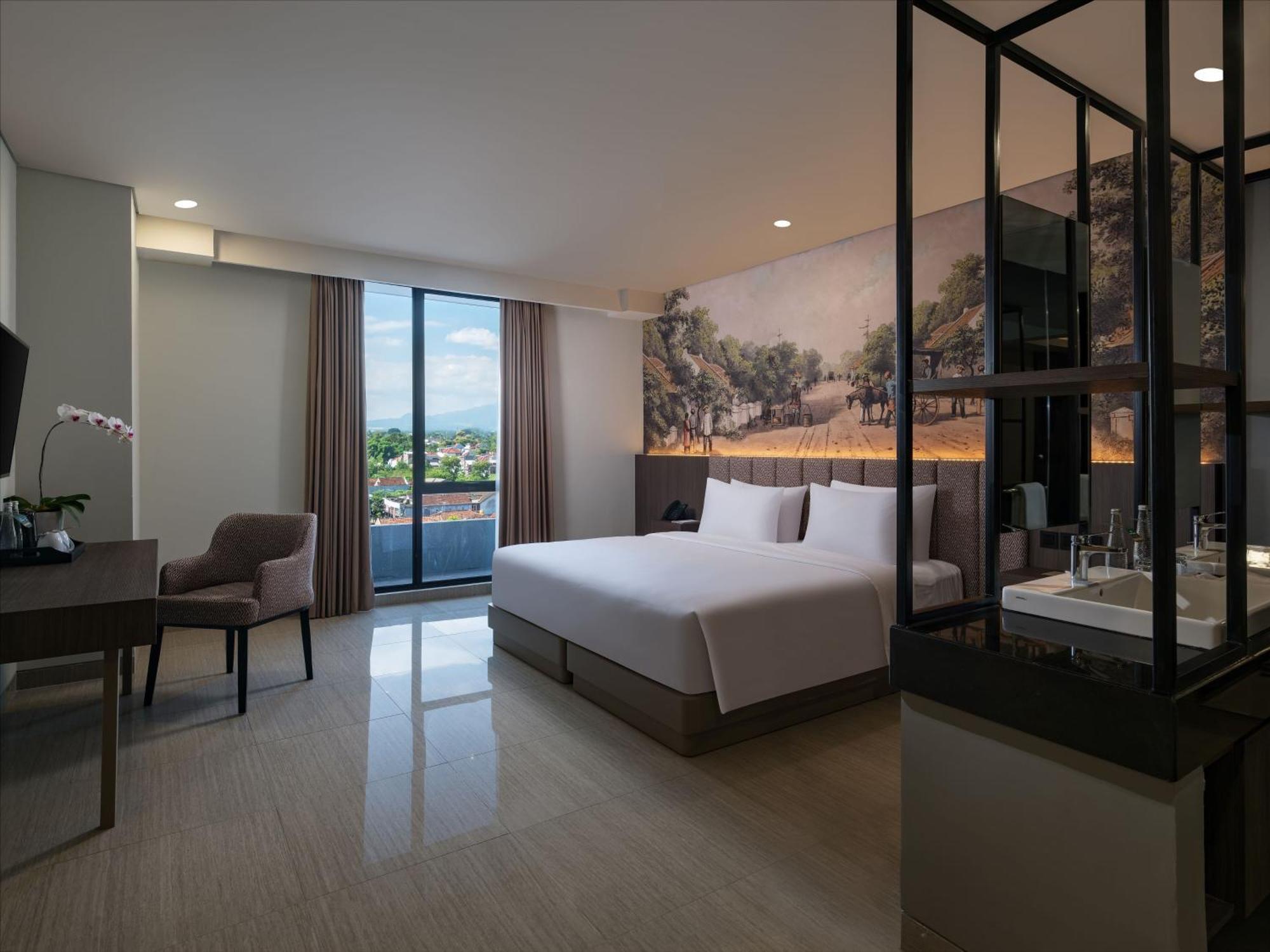 Hotel Santika Blitar Exterior photo